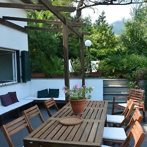  Holiday home Pretty White House Italy